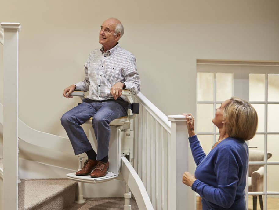 Stairlifts : Free Stairlift Quote | Acorn Stairlifts USA